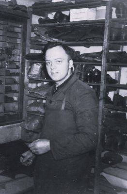<br>1954