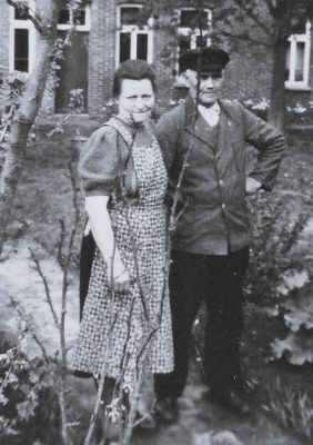 <br>um 1951