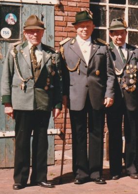 <br>um 1980