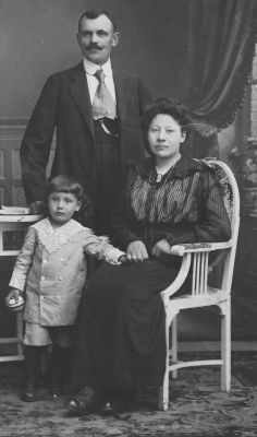 <br>um 1919