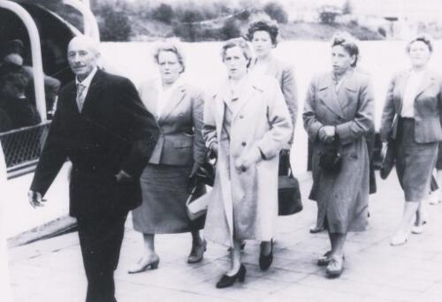 <br>um 1955