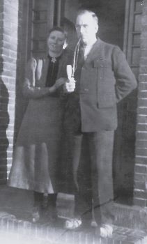 <br>um 1940
