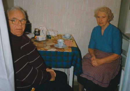 <br>um 1980