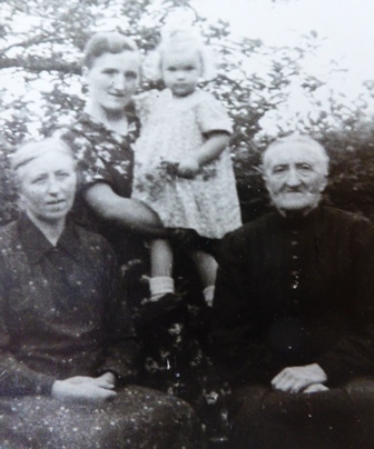 <br>um 1943