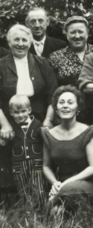 <br>um 1961