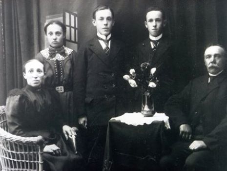 <br>um 1918