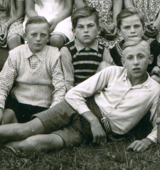 <br>um 1947