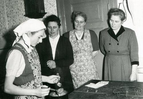 <br>um 1962